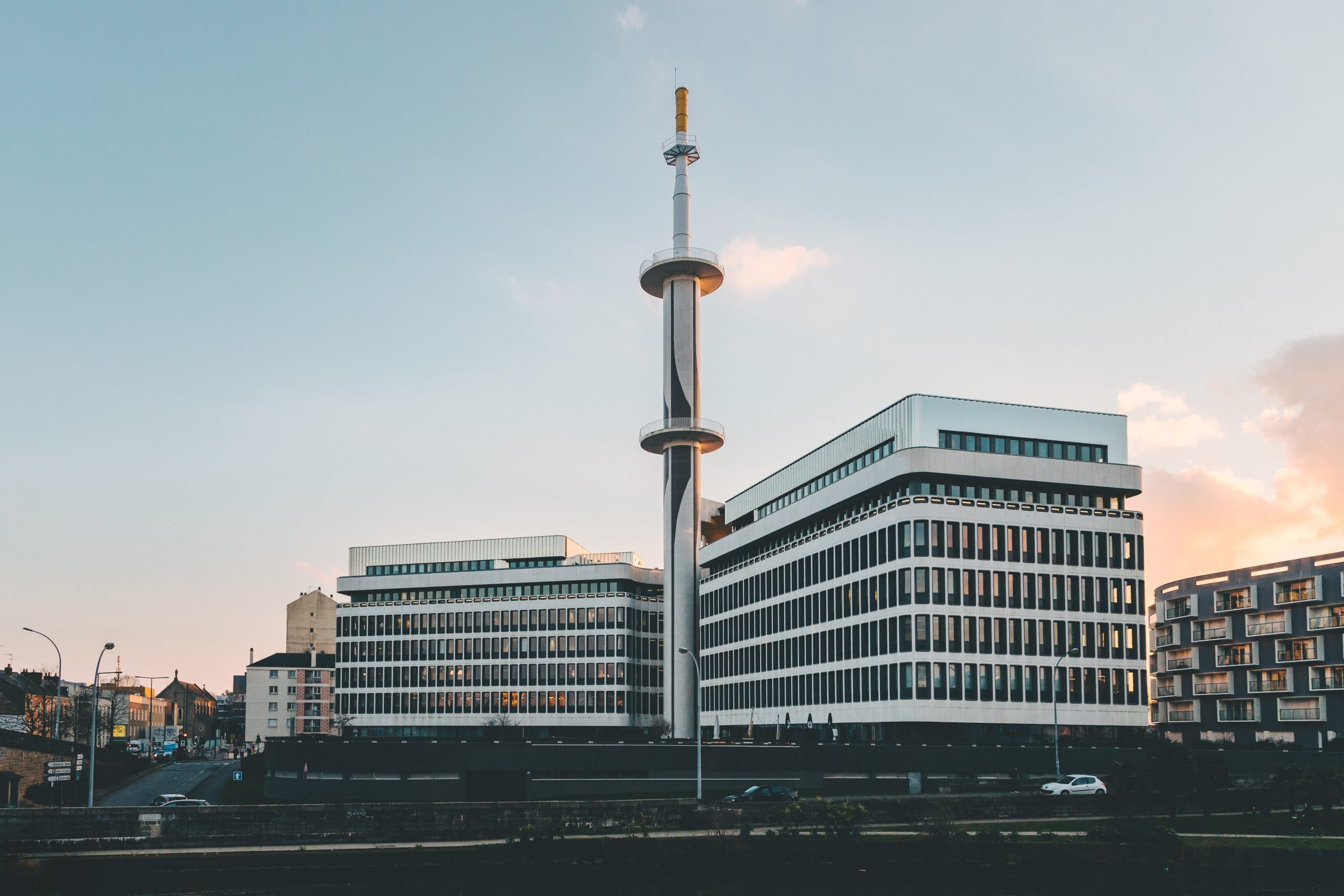 Découvrez les avantages incomparables de notre service VTC à Rennes